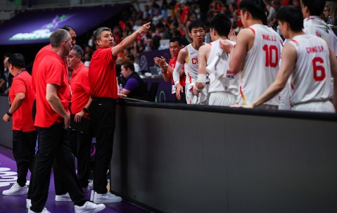 lol中国总决赛-赛地聚焦——CBA季后赛加时末段热度飙升，亚特兰大造点机会，引发热议，临场指挥获称赞的简单介绍