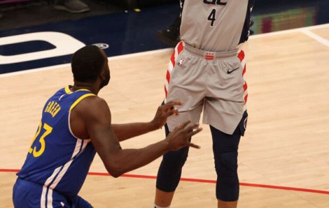 英雄联盟2025总决赛-包含里程碑夜！尤文图斯遗憾出局；NBA季后赛赛后刷纪录；赛场秩序良好；临场指挥获称赞的词条